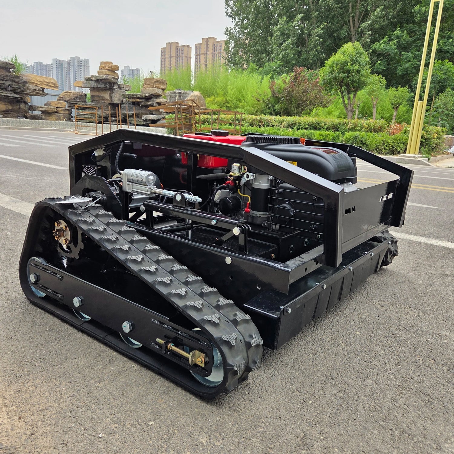 Smart Remote Control All - Terrain Robotic Lawn Mower - Digwee