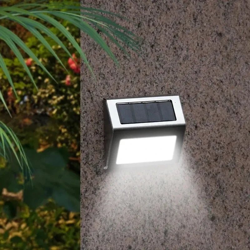 Solar LED Fence and Step Lights - Digwee