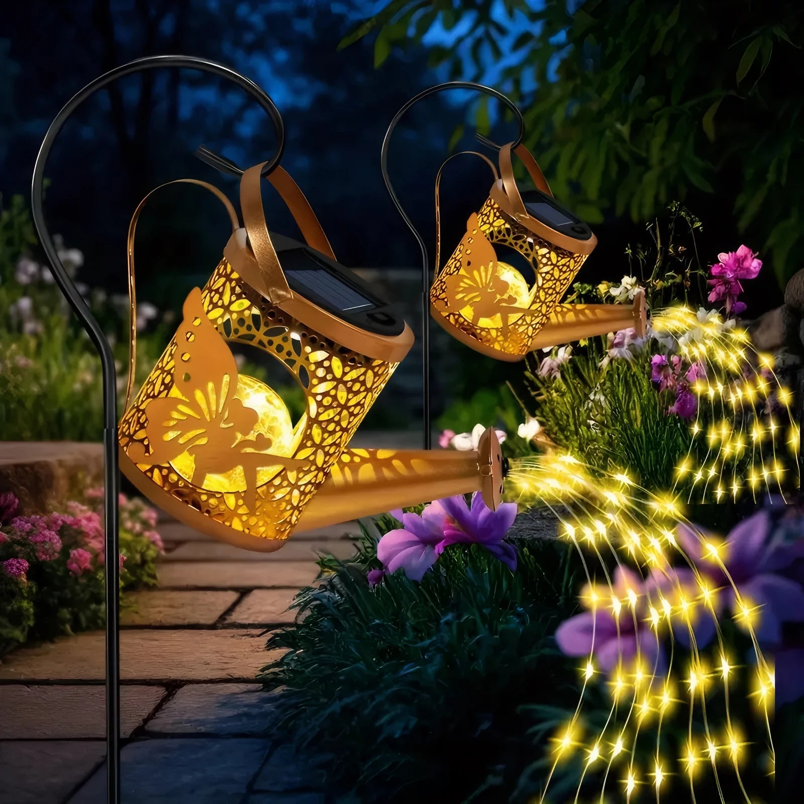 Solar Watering Can Light with Waterfall LEDs - Digwee